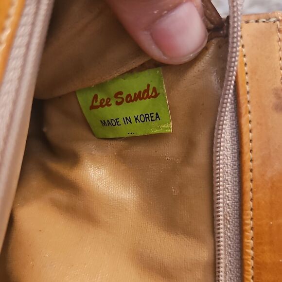 Lee Sands Vintage Eelskin Clutch Wallet – Made in Korea - Picture 4 of 4